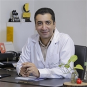 دکتر صالح محبی-  فلوشیپ جراحی قاعده جمجمه از آلمان