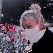 김 은라•-•