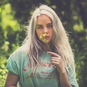 (((Анахита Захарова)))