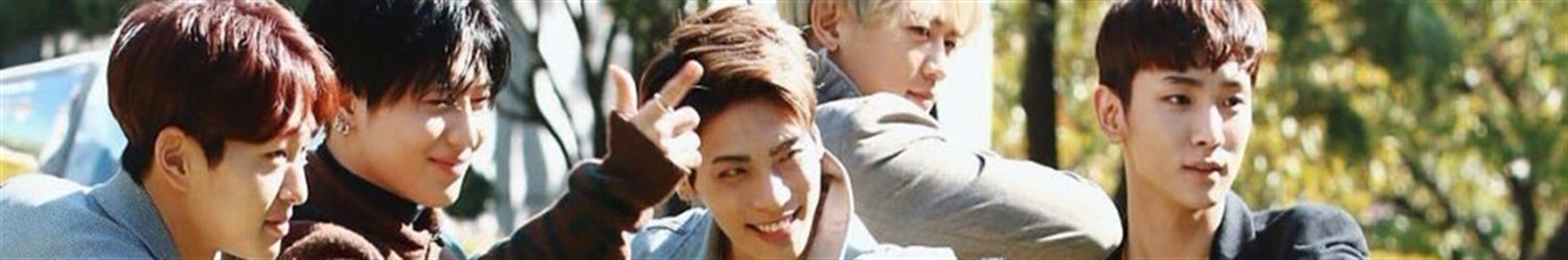 شــایــنــی ورلــــد ( کانالی برای اخبار بروز گروه شاینی + موزیک ویدیو های شاینی با زیرنویس چسبیده )