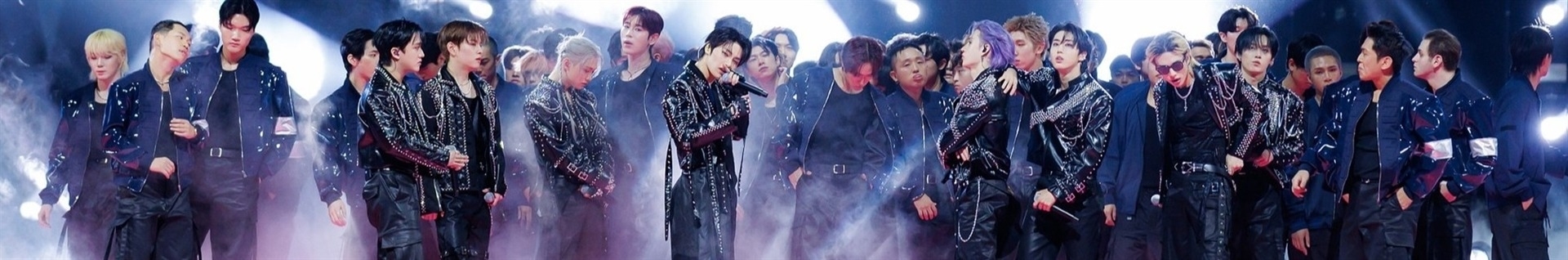 blink_stay_monstiez(درخواستی میزارم)فن_واقعی_بین_آیدلاش_فرق_نمیزاره